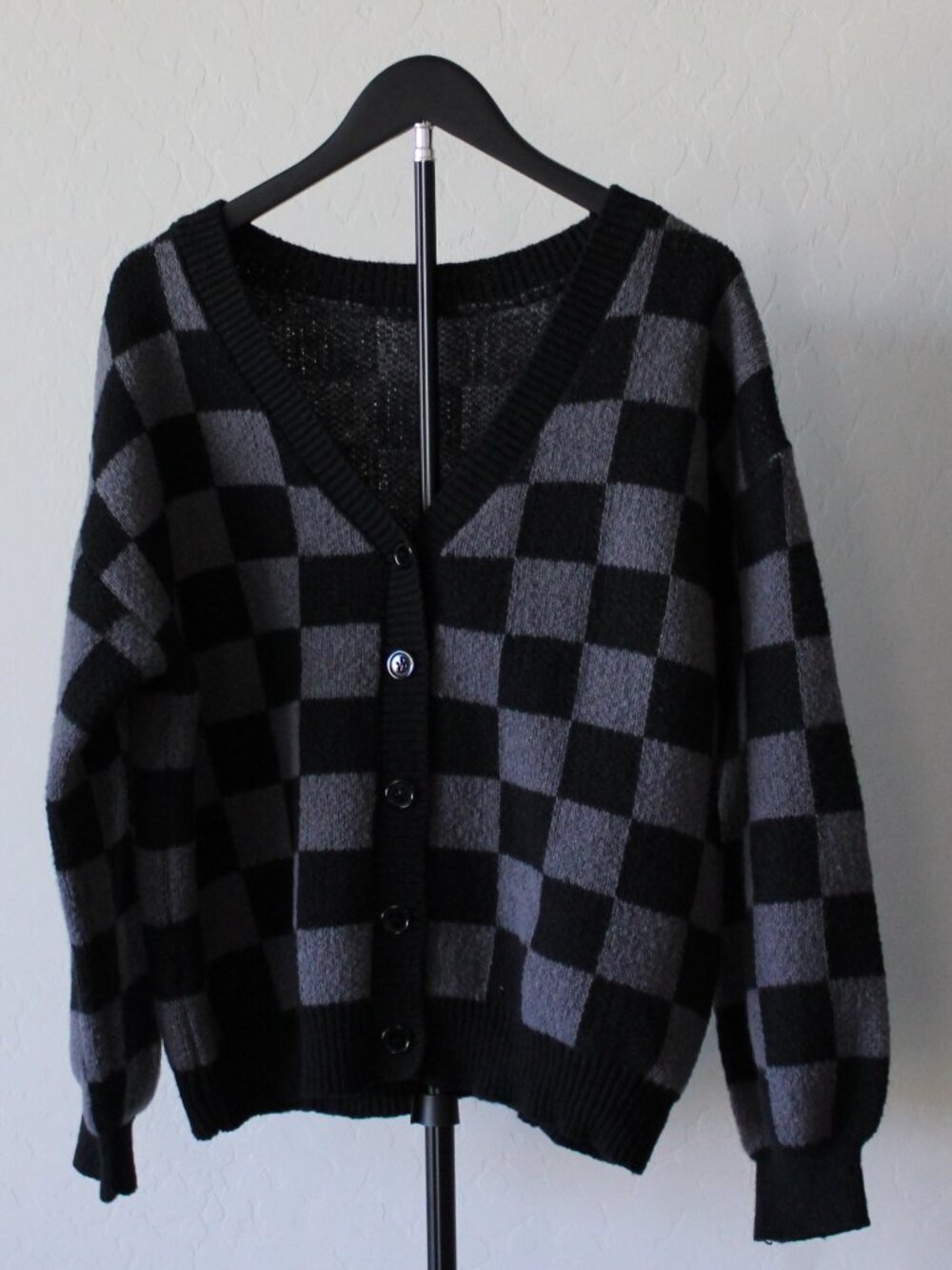 Black & Gray Buffalo Check Cardigan Sweater – Oversized Cozy Knit – Size L